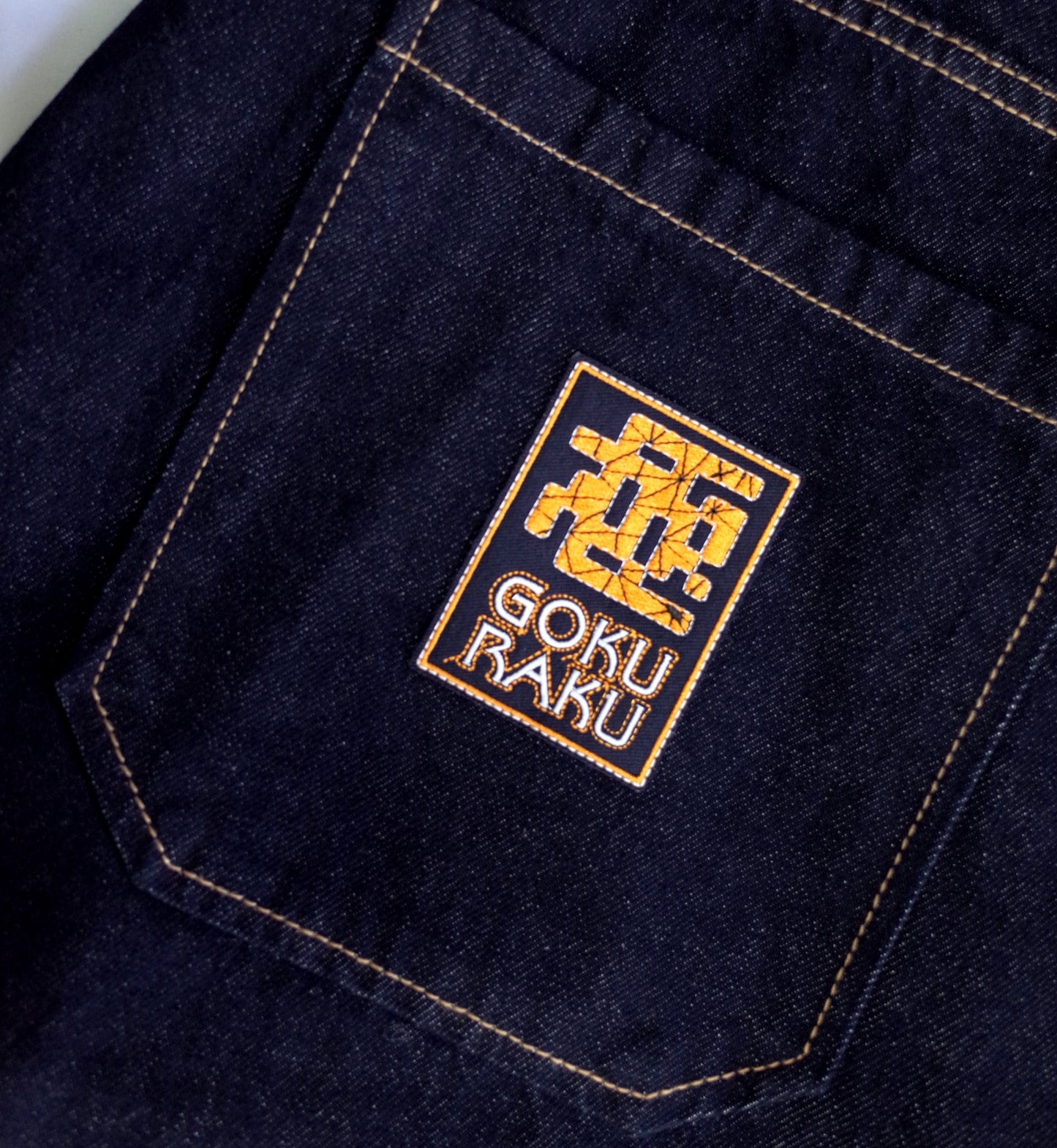 GOKURAKU LOGO EMBROIDERY -LOOSE FIT JEANS